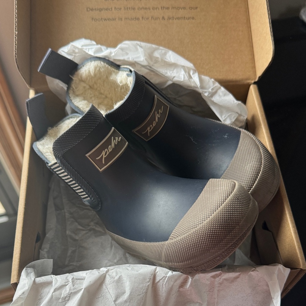 Pehr “Ink” Pathfinder sherpa baby/toddler Boot